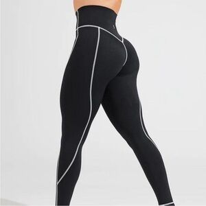 High-Waisted Buffbunny Black Leggings